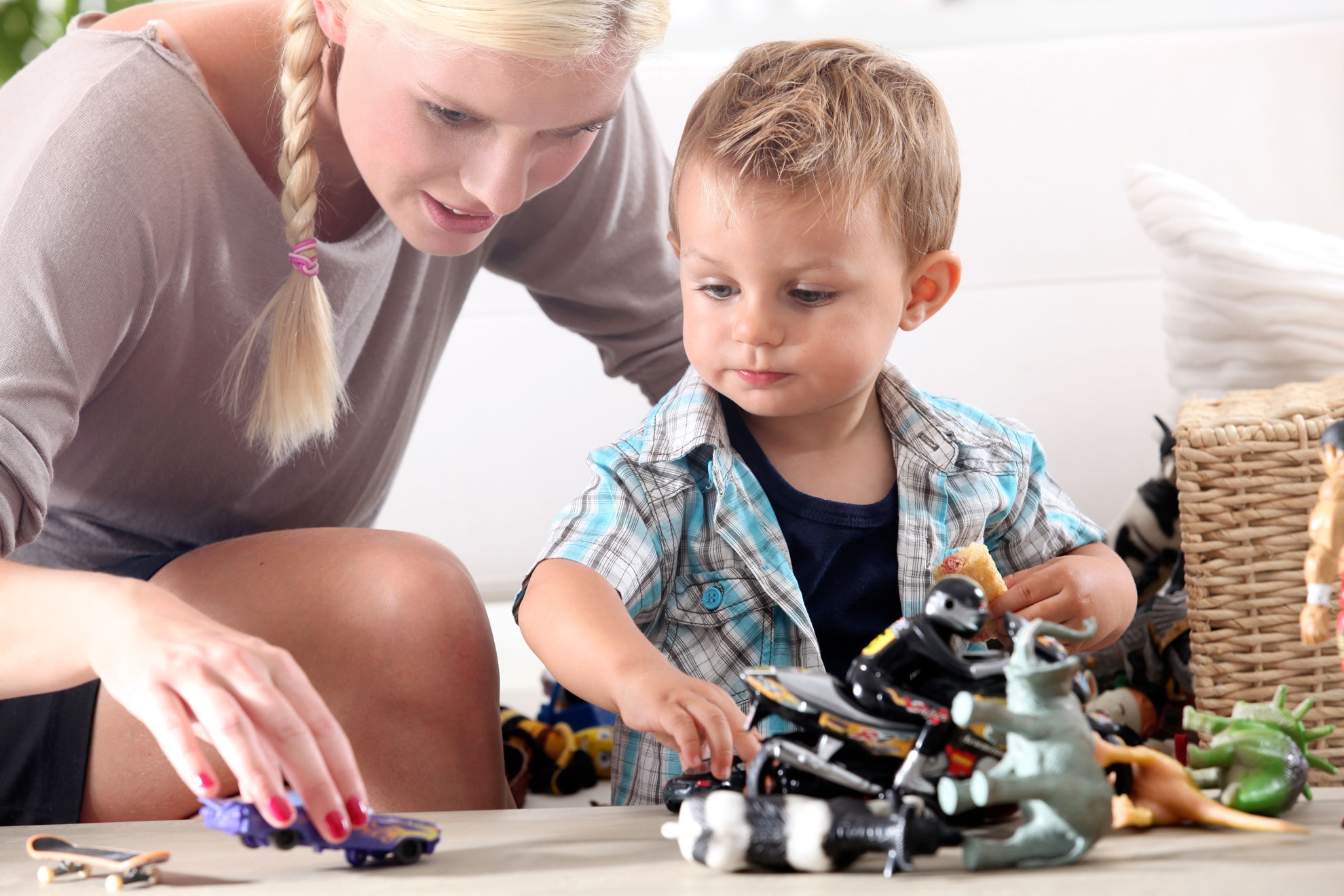 service-a-la-personne-garde-d-enfants-moins-de-3-trois-ans Aide à domicile pour la garde d'enfant de moins de 3 ans ou plus.